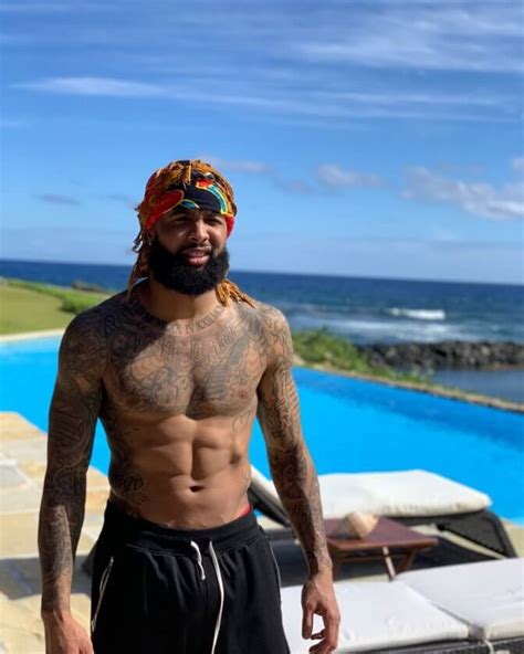 obj shirtless